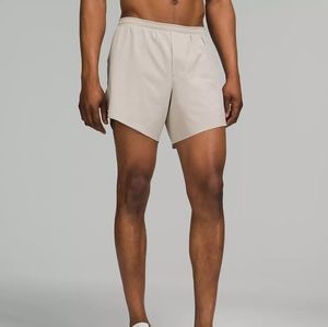 Lululemon Shorts Mens Size medium tan